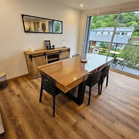 Holiday home Maison Entiere Proche